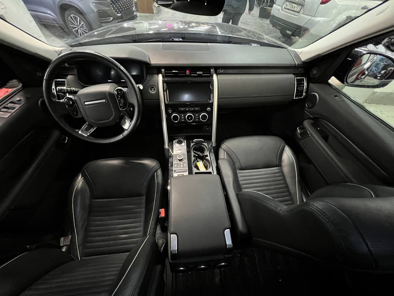 Land Rover Discovery 5 — фото работы 4