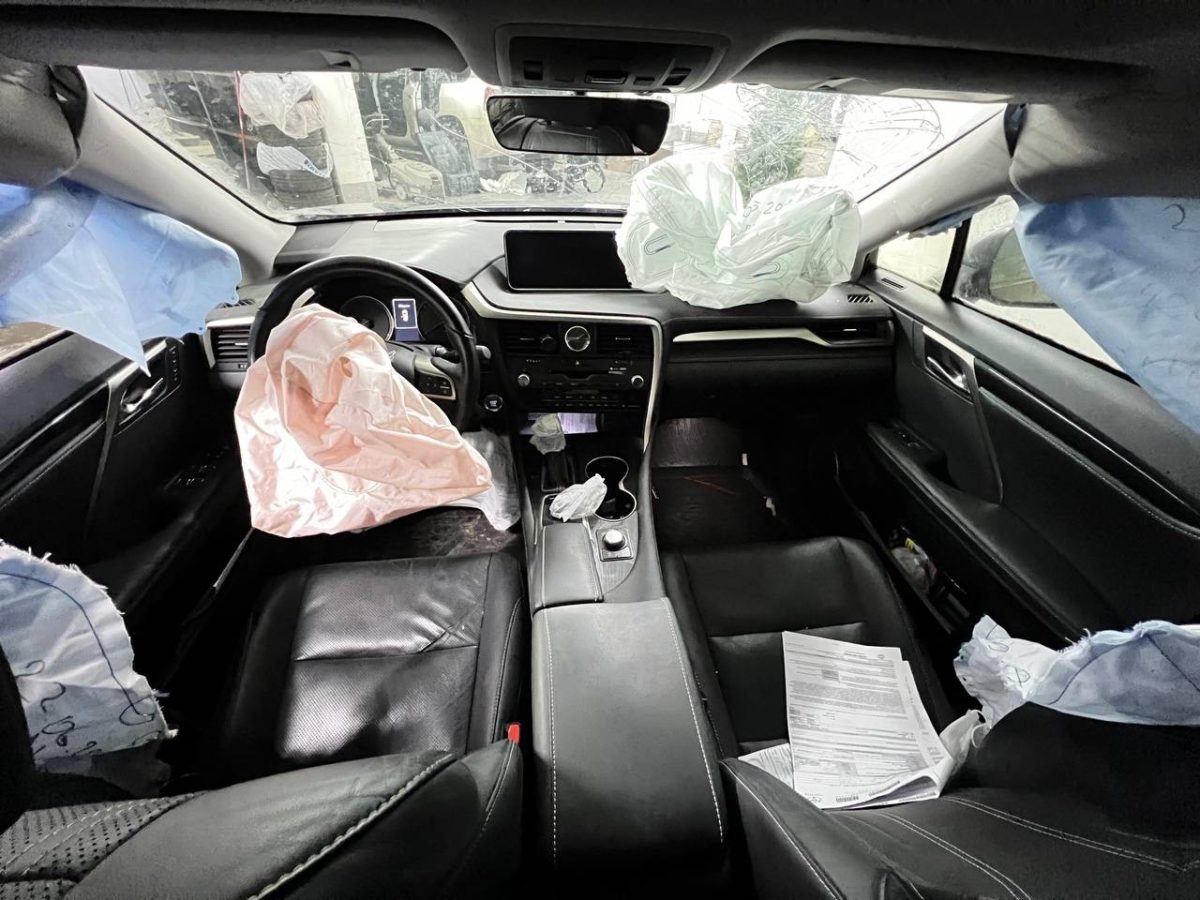 Lexus RX 350 — Фронтальные Airbag в исходном состоянии